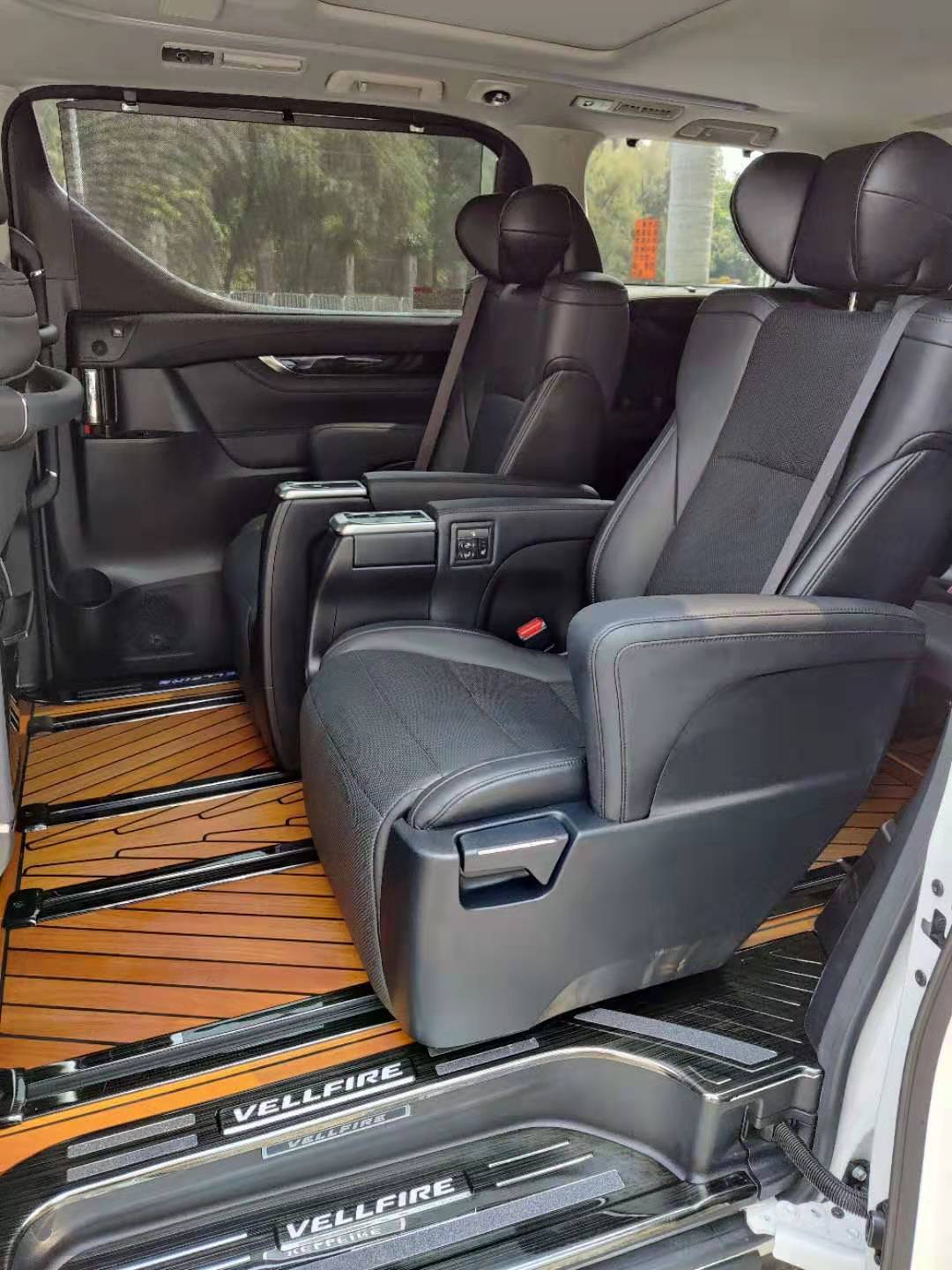 埃尔法威尔法租车，奥马租车